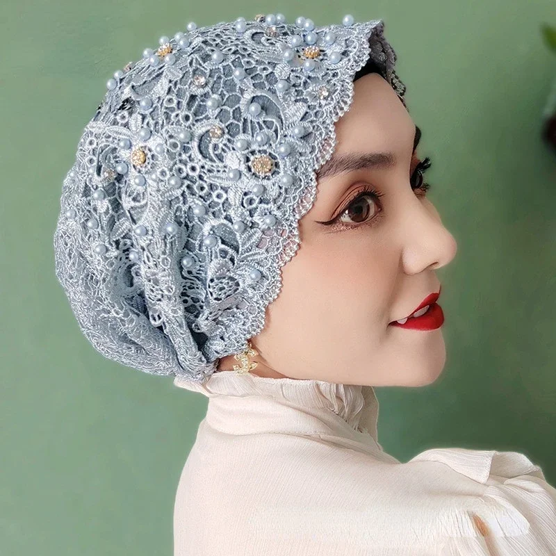 Casquettes turban musulmanes en dentelle avec perles pour femmes, couvre-sauna, bonnets d'été, turban islamique à tête ronde, chapeau d'église, hijab brodé de fleurs