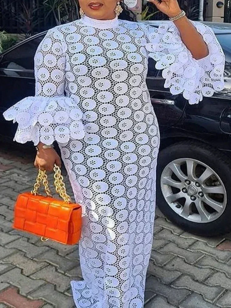 Robe Longue Dentelle Blanc Femme Coupe Cintrée Motifs Cercles Noirs Silhouette Droite Occasion Soirée Vestimentaire Mode Modeste İslam Vêtements