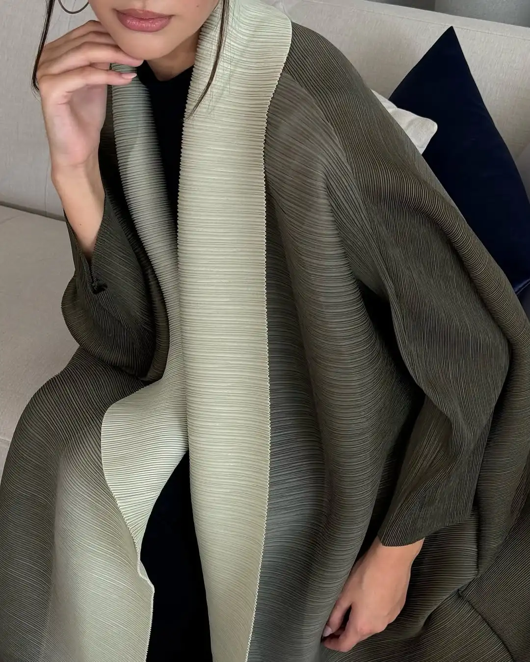 Abayas pour femmes Miyake plissé nouvelle haute qualité femmes Robe Cardigan ample allongé cravate conception de luxe Abaya 2025 été nouveau