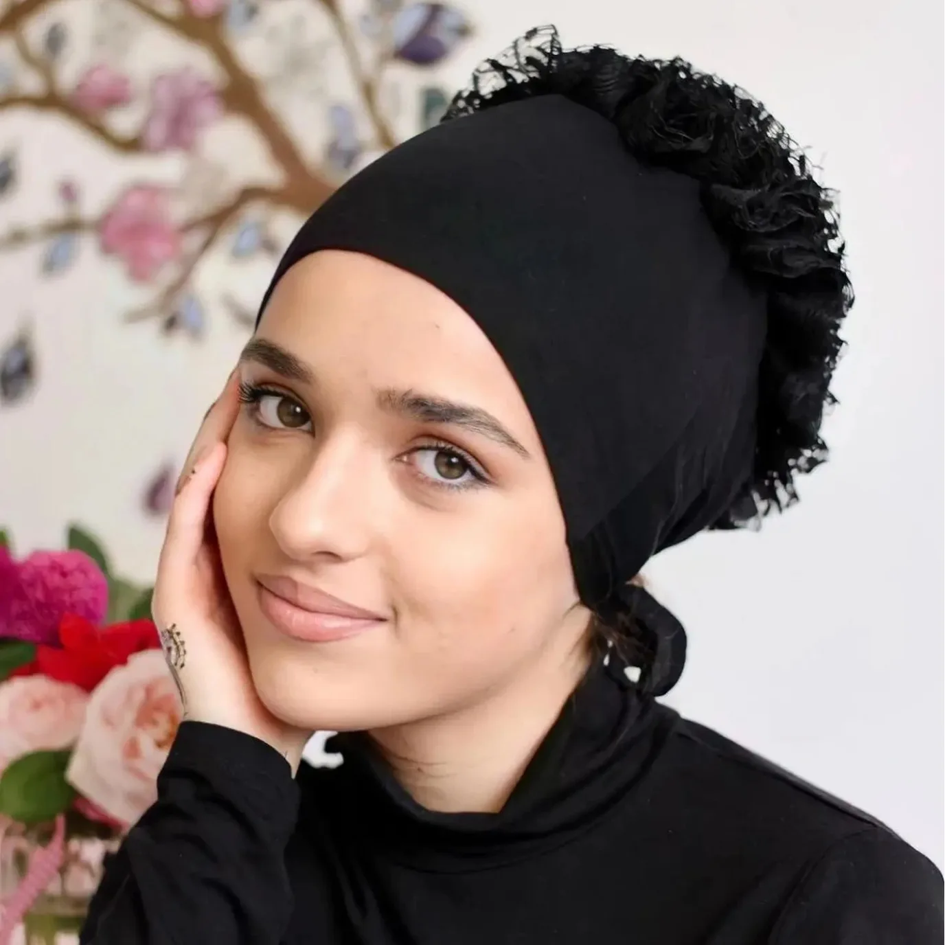 Sous Hijab Polyester Black White Dentelle Coupe Ovale Confortable Ajustement Tête Circumference 56 58cm Elégance Soirée Femme