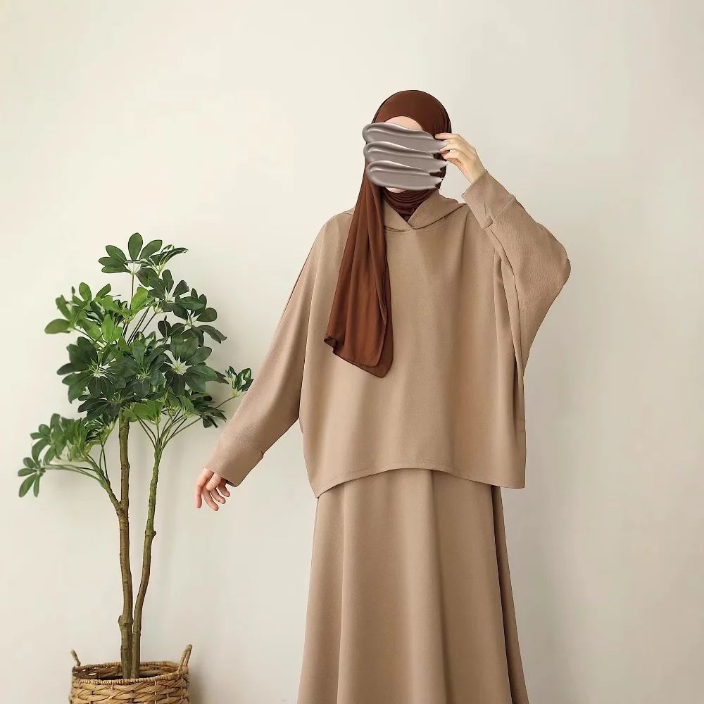 Mode musulmane ensemble femmes jupe musulmane coton ensembles 2 pièces Abaya avec bouton modeste arabe islamique en gros Eid plaine Abaya costume