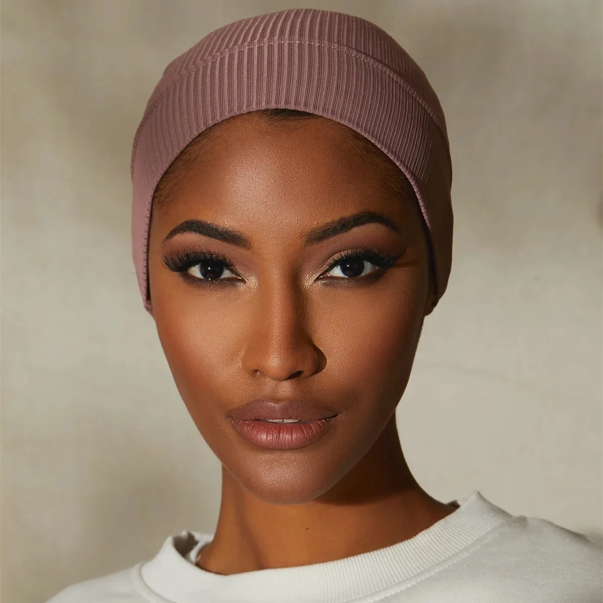 Bonnet Hijab intérieur pour femmes musulmanes, sous-écharpe texturée, bonnet élastique, enveloppes de tête pour dames, document solide, chapeau turban