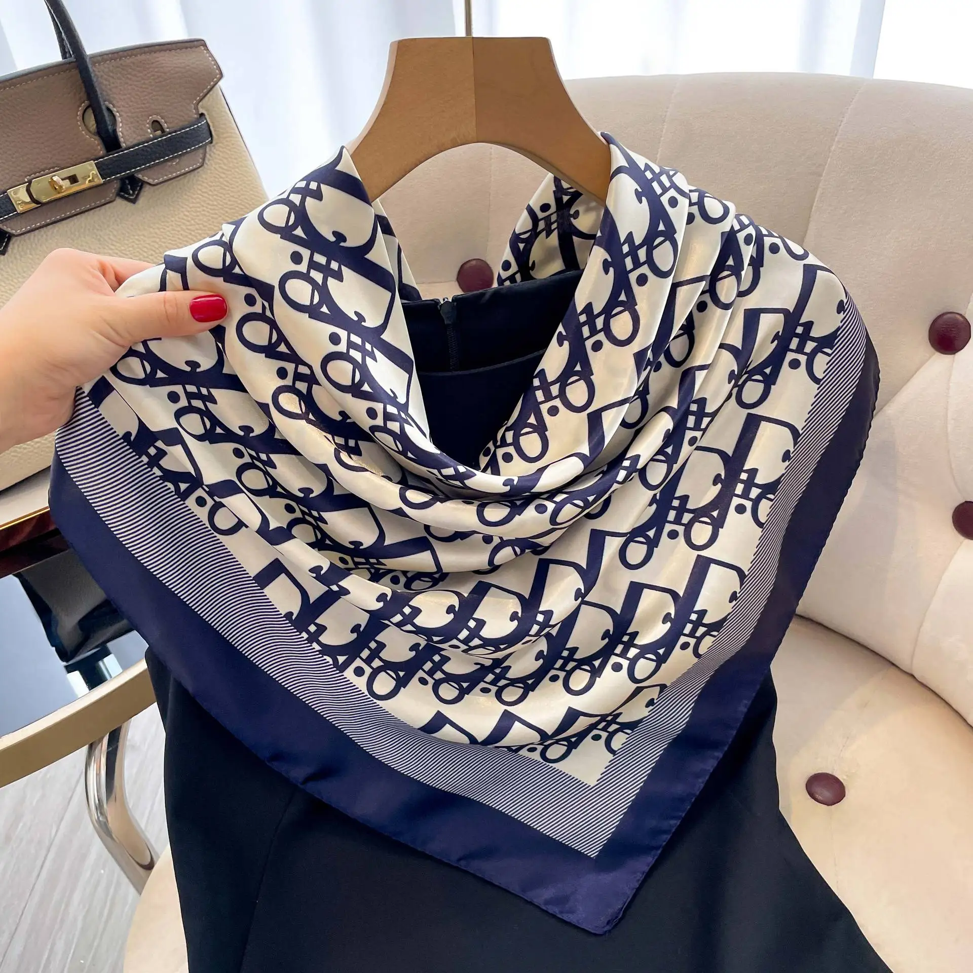 1 pièces 90cm foulard en soie pour femme Vintage à la mode polyvalent imprimé soie printemps bandeau de cheveux Hijab Sunsceen foulard châle enveloppes