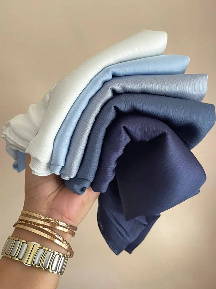 Chaud Premium Satin froissé Hijab écharpe en mousseline de soie châle plaine femmes musulmanes Hijabs respirant Islam femmes Turban plissé écharpe Ramadan