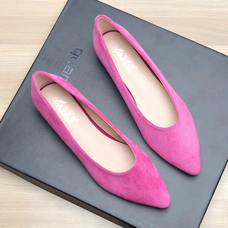 Chaussures plates noires à bout pointu pour femmes, chaussures de travail et d'utilisation quotidienne, roses rouges, à fond plat, couleur unie, tout assorti, souples
